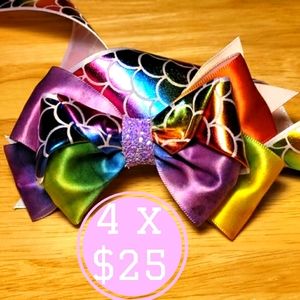 Colorful hair bow
